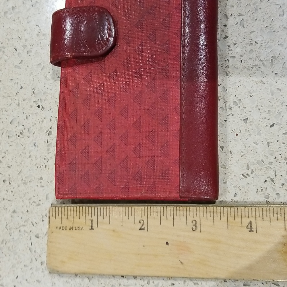 Luz Clairborn Red Triangular Pattern Checkbook Wa… - image 2